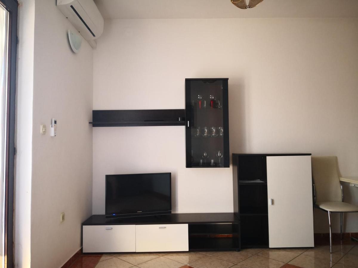 Apartment Plavia Biograd Biograd Na Moru Exterior photo
