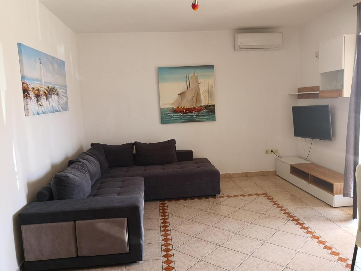 Apartment Plavia Biograd Biograd Na Moru Exterior photo