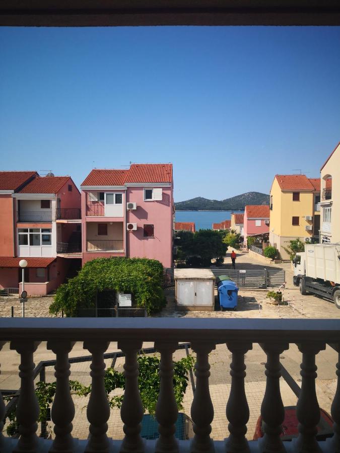 Apartment Plavia Biograd Biograd Na Moru Exterior photo