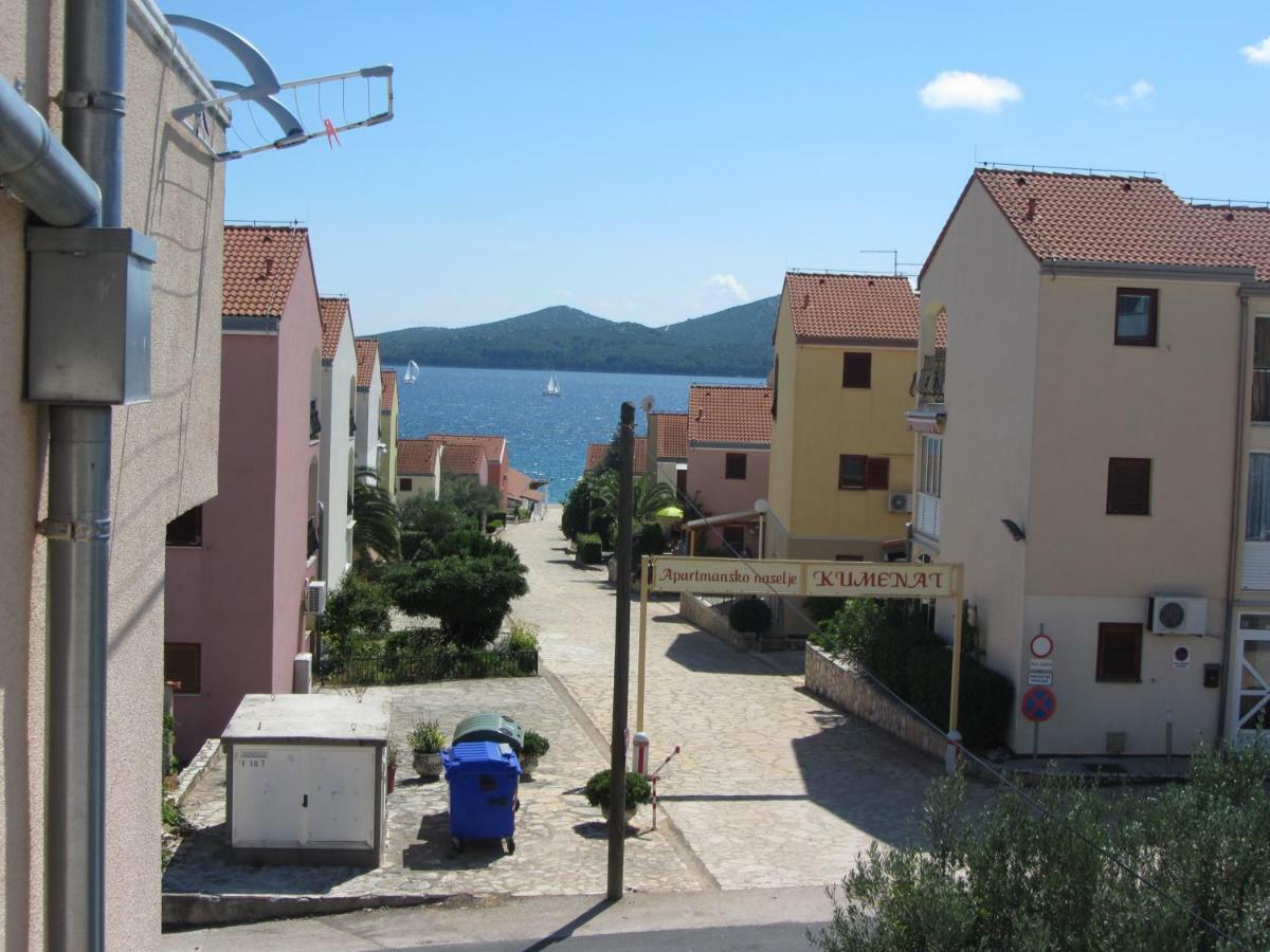 Apartment Plavia Biograd Biograd Na Moru Exterior photo