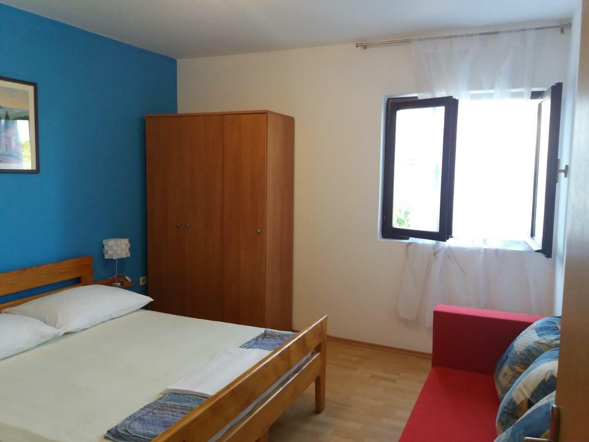Apartment Plavia Biograd Biograd Na Moru Exterior photo